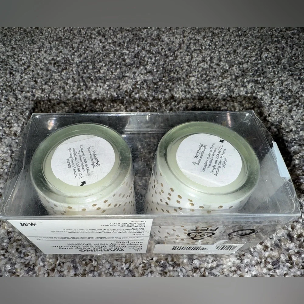 H&M white and gold Polka dots candles NWT